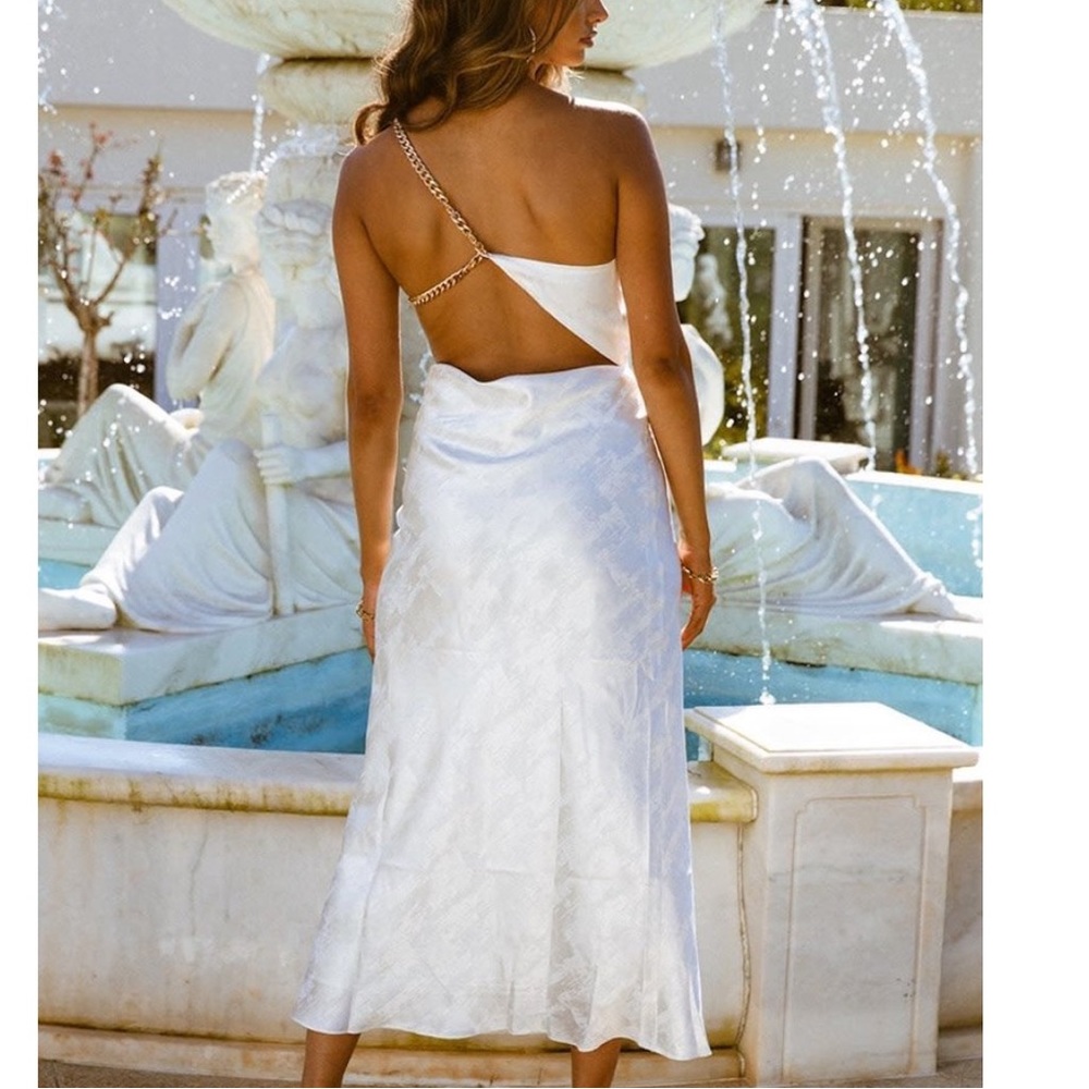White satin asymmetrical midi dress with chain back - size XS
